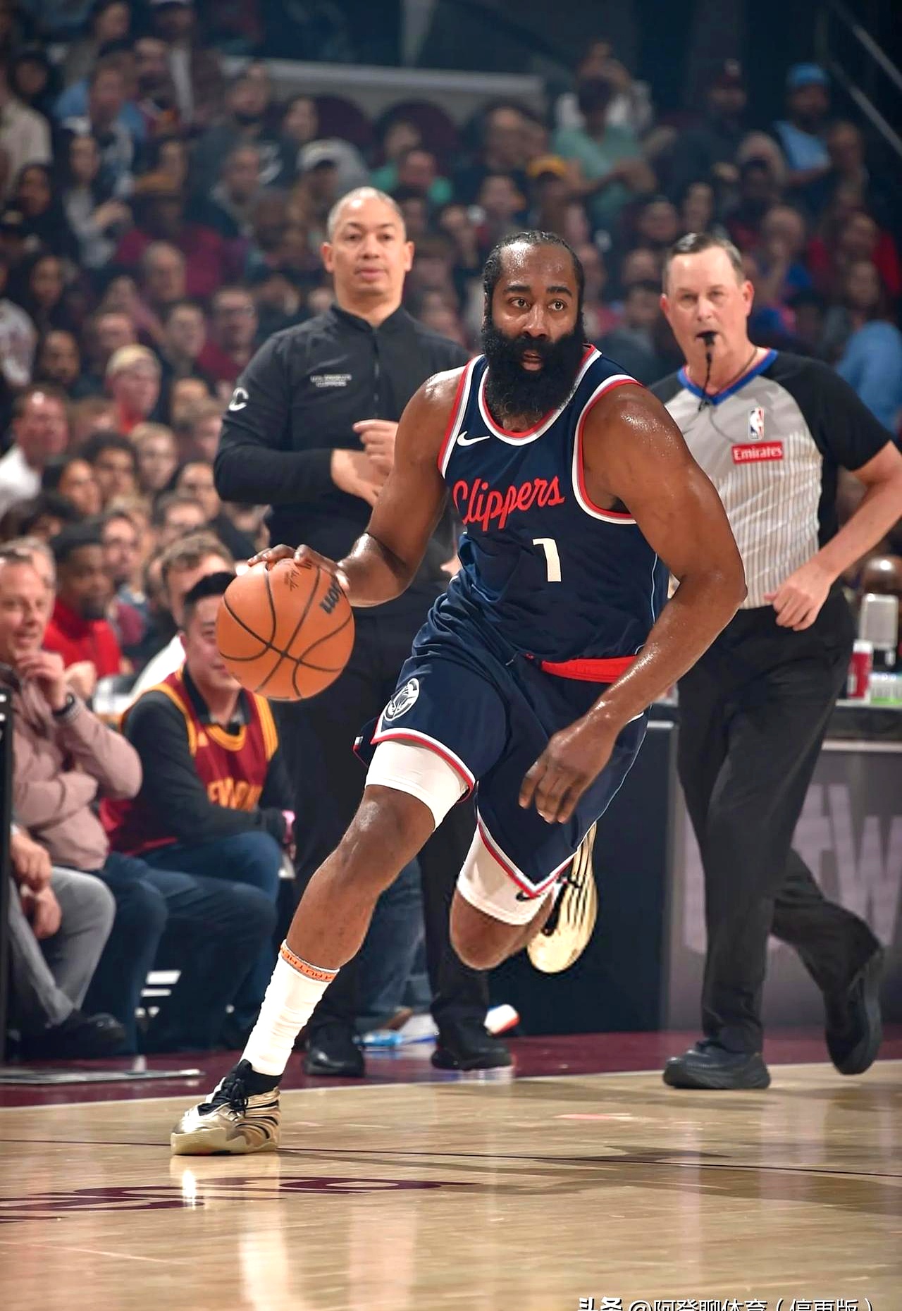 九游娱乐 -赛后洛杉矶快船主帅复盘：德甲节点到来，气氛紧张，轮换策略成焦点 