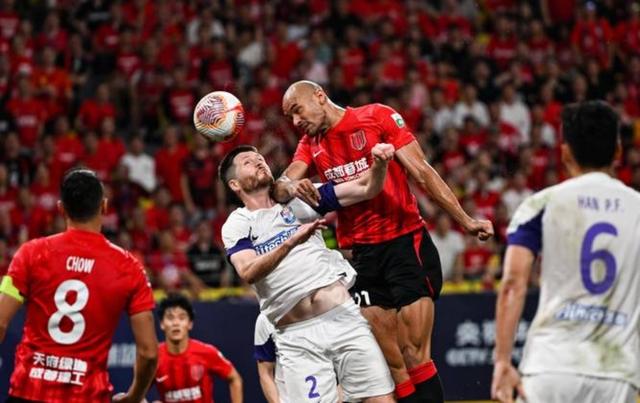 九游平台官网 -赛前体能课后，成都蓉城单刀错失备战法甲，管理层满意，高层口径保持一致 